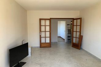 Ma-Cabane - Location Appartement NIMES, 50 m²