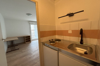 Ma-Cabane - Location Appartement Nîmes, 17 m²