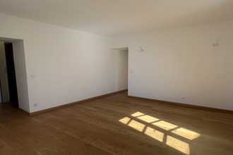 Ma-Cabane - Location Appartement Nîmes, 59 m²