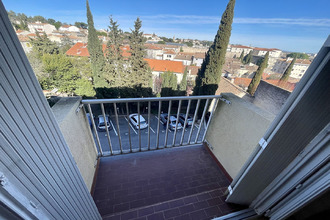 Ma-Cabane - Location Appartement NIMES, 50 m²