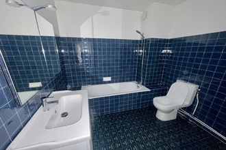 Ma-Cabane - Location Appartement NIMES, 50 m²