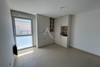 Ma-Cabane - Location Appartement NIMES, 76 m²