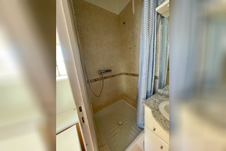 Ma-Cabane - Location Appartement NIMES, 36 m²