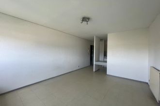 Ma-Cabane - Location Appartement Nîmes, 23 m²