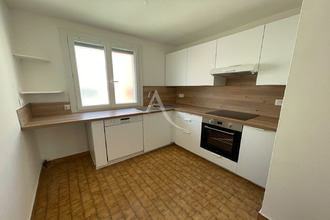 Ma-Cabane - Location Appartement NIMES, 54 m²