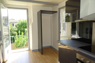 Ma-Cabane - Location Appartement Nîmes, 47 m²