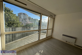 location appartement nimes 30900