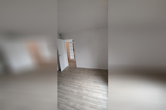 Ma-Cabane - Location Appartement OISSERY, 44 m²