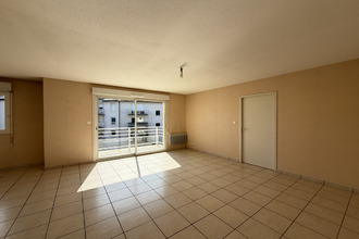 location appartement onet-le-chateau 12850