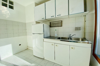 Ma-Cabane - Location Appartement PARIS 18, 32 m²