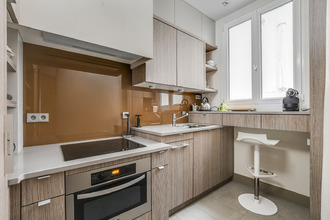 location appartement paris-7 75007