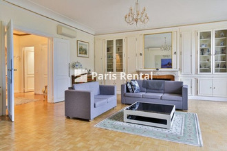 location appartement paris 75008