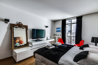 Ma-Cabane - Location Appartement Paris, 145 m²