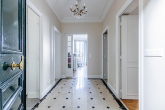 location appartement paris-8 75008
