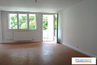 Ma-Cabane - Location Appartement Penne-d'Agenais, 77 m²