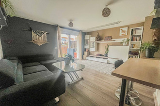 location appartement peron 01630