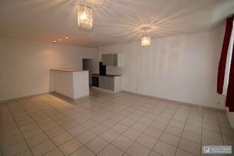 location appartement pons 17800