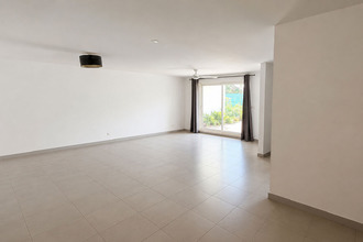 location appartement possession 97419