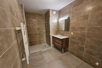 location appartement pusignan 69330