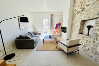 Ma-Cabane - Location Appartement QUAIS, 64 m²