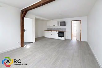 Ma-Cabane - Location Appartement SAINT-AY, 44 m²