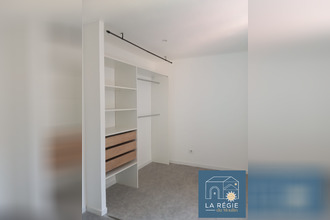 Ma-Cabane - Location Appartement SAINT-BENOIT, 75 m²