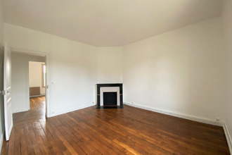 Ma-Cabane - Location Appartement SAINT-CHERON, 49 m²