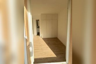 Ma-Cabane - Location Appartement Saint-Cyr-sur-Mer, 38 m²