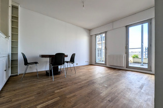 Ma-Cabane - Location Appartement SAINT-DENIS, 64 m²