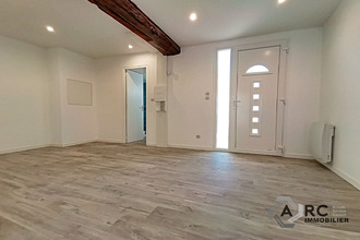 Ma-Cabane - Location Appartement SAINT-DENIS-DE-L'HOTEL, 40 m²