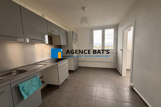 Ma-Cabane - Location Appartement Saint Etienne, 73 m²