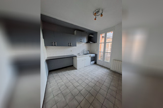 Ma-Cabane - Location Appartement SAINT-GENIEZ-D'OLT, 70 m²