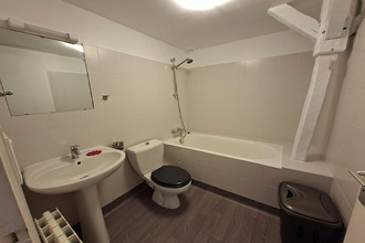 Ma-Cabane - Location Appartement SAINT-GENIEZ-D'OLT, 70 m²