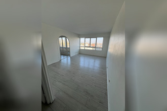 Ma-Cabane - Location Appartement SAINT-GRATIEN, 69 m²