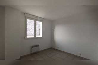 Ma-Cabane - Location Appartement SAINT-JEAN-DE-MARUEJOLS-ET-AVEJAN, 55 m²