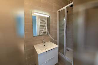 Ma-Cabane - Location Appartement SAINT-MAUR-DES-FOSSES, 20 m²