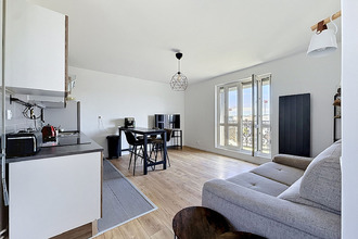 Ma-Cabane - Location Appartement SAINT-MAUR-DES-FOSSES, 50 m²