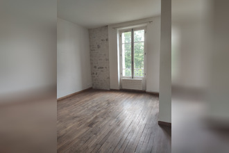 Ma-Cabane - Location Appartement SAINT-MAUR-DES-FOSSES, 60 m²