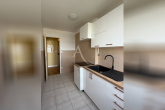 Ma-Cabane - Location Appartement SAINT-MAUR-DES-FOSSES, 72 m²