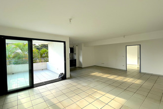 Ma-Cabane - Location Appartement SAINT-PIERRE, 93 m²