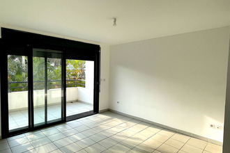 Ma-Cabane - Location Appartement SAINT-PIERRE, 93 m²