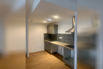 Ma-Cabane - Location Appartement SAINT-THIBAULT-DES-VIGNES, 69 m²