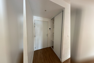 Ma-Cabane - Location Appartement SAINT-THIBAULT-DES-VIGNES, 55 m²