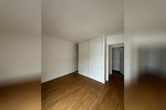 Ma-Cabane - Location Appartement SAINT-THIBAULT-DES-VIGNES, 55 m²