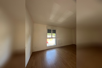 Ma-Cabane - Location Appartement SAINT-THIBAULT-DES-VIGNES, 45 m²