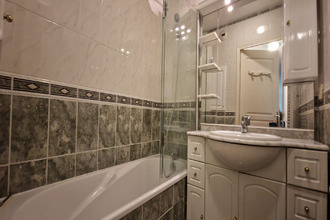 Ma-Cabane - Location Appartement SAINTE-FOY-LES-LYON, 63 m²