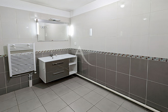 Ma-Cabane - Location Appartement SAINTE-GENEVIEVE-DES-BOIS, 63 m²