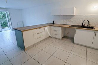 Ma-Cabane - Location Appartement SAINTE-GENEVIEVE-DES-BOIS, 63 m²
