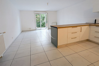Ma-Cabane - Location Appartement SAINTE-GENEVIEVE-DES-BOIS, 63 m²