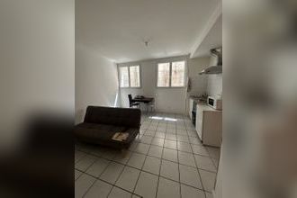 Ma-Cabane - Location Appartement Saintes, 33 m²